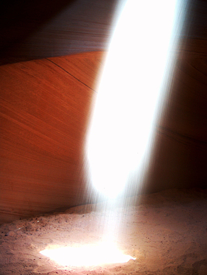 Upper Antelope Canyon - Beams