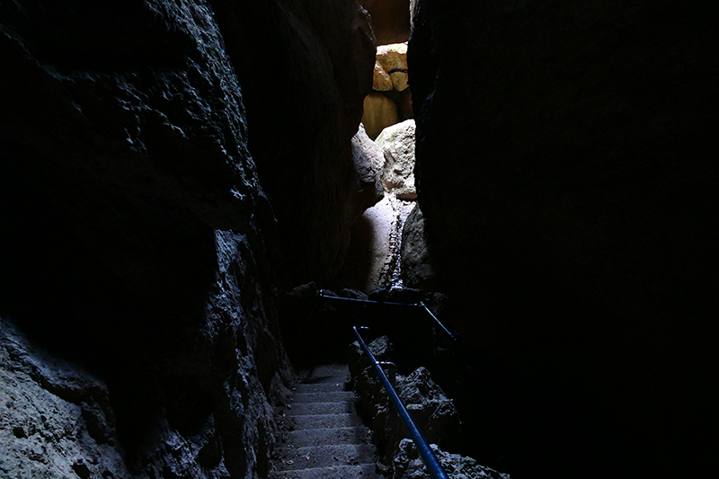 Pinnacles National Park - Bear Gulch Cave