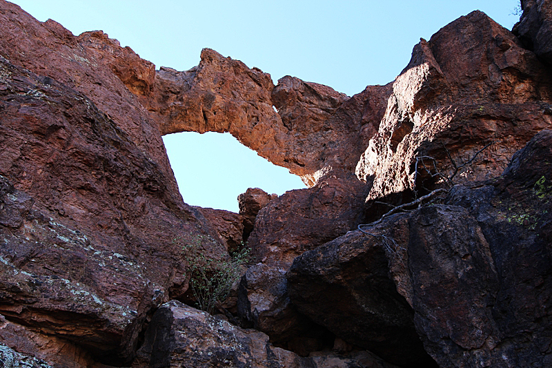 Black Glass Canyon Arch [Goldfield Mountains]