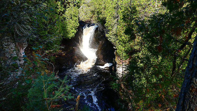 Cascade Falls [Cascade River State Park]