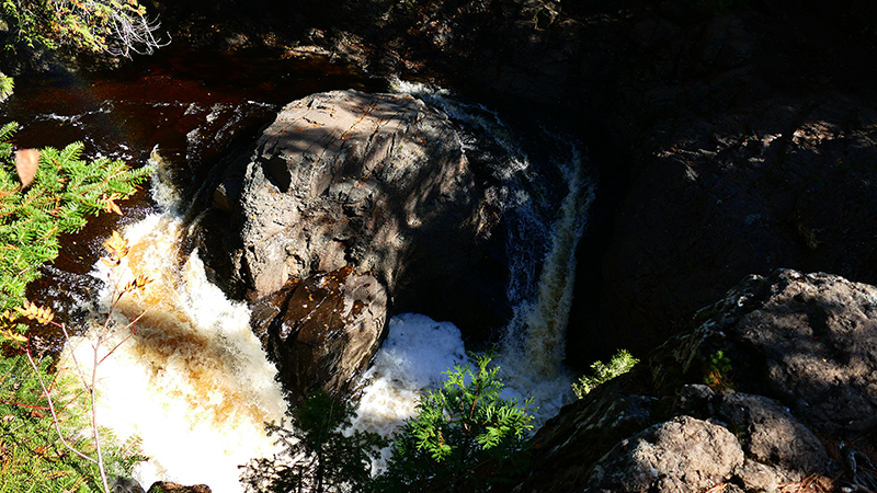 Cascade Falls [Cascade River State Park]