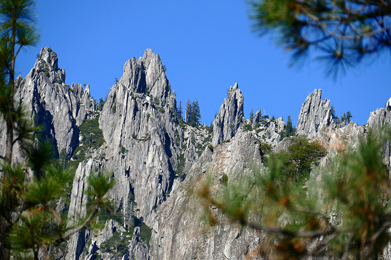 Castle Crags and Dome [Castle Crags Wilderness]