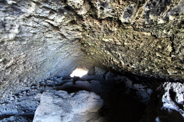 Dragons Mouth [Lava Beds National Monument]