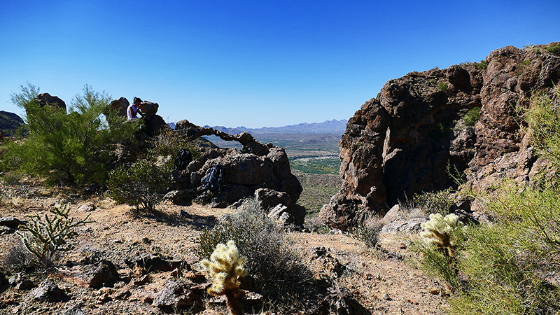 Elephant Arch [Goldfield Mountains]