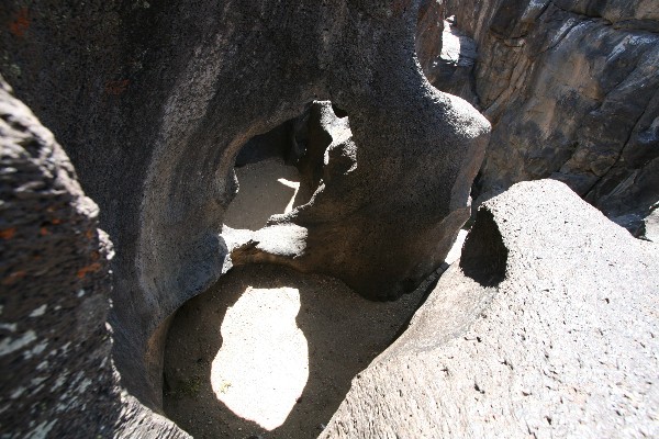 Fossil Falls Arches