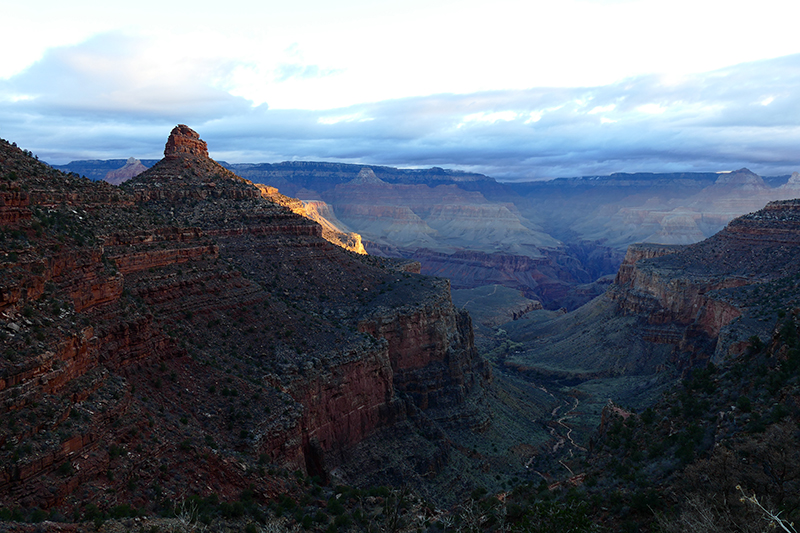 Grand Canyon Trails [Bright Angel - Tonto - Kaibab - River]