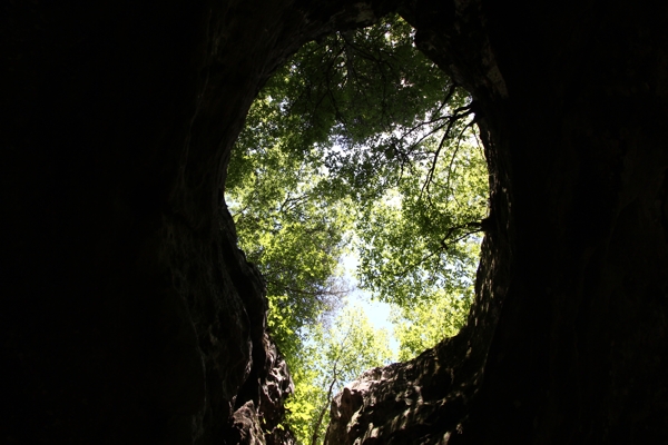 Indian Rockhouse Cave Arch