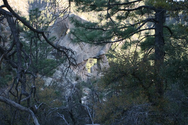 Kissing Angel Arch