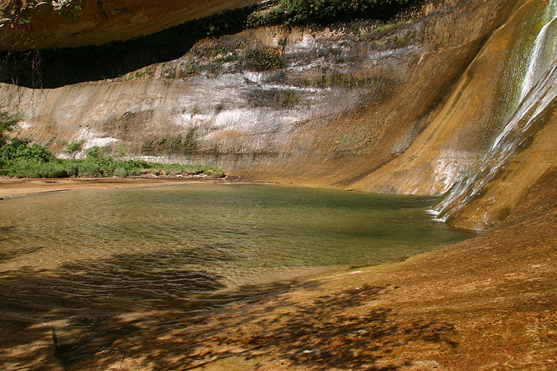 Lower Calf Creek Falls