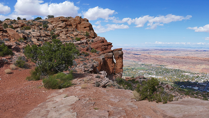 Moab Rim [Southeast of the Portal]