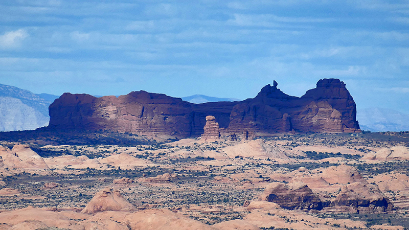 Moab Rim [Southeast of the Portal]