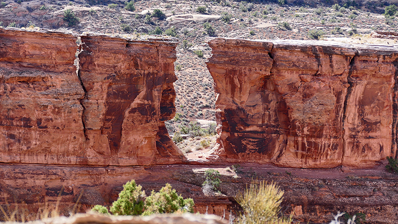 Moab Rim [Southeast of the Portal]