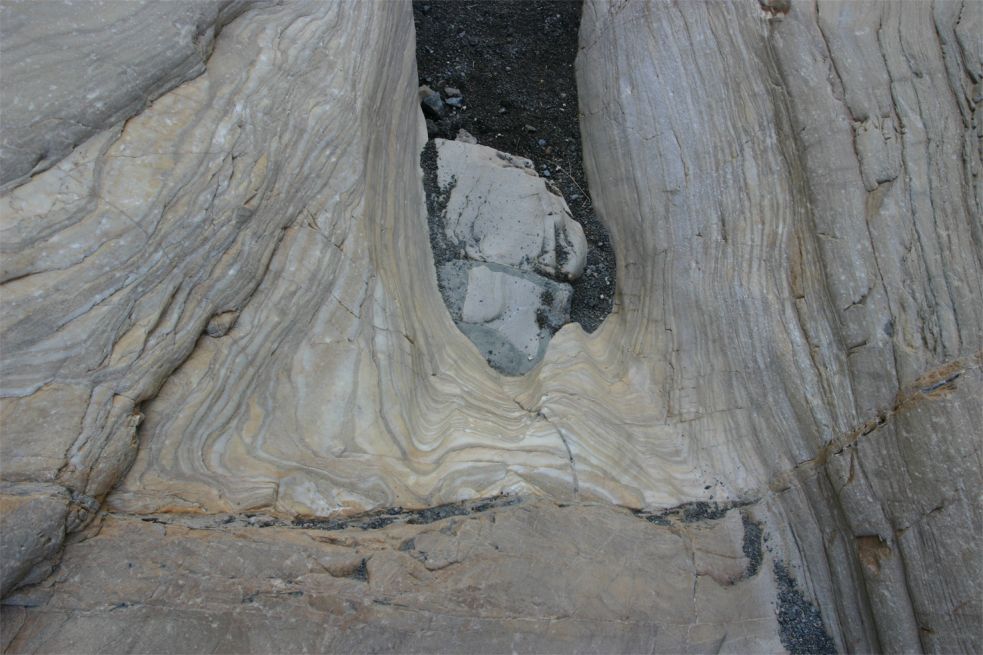 Mosaic Canyon [Death Valley National Park]