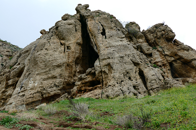 Munitz Cave El Escorpión Park Bell Canyon Park