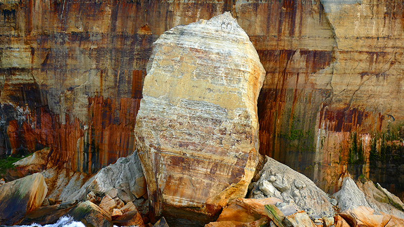 Pictured Rocks National Lakeshore [Lake Superior - Michigan Upper Peninsula]