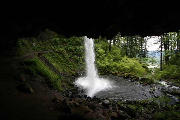 Ponytail Falls