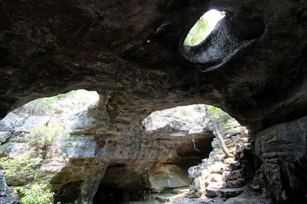 Sam Bass Arch