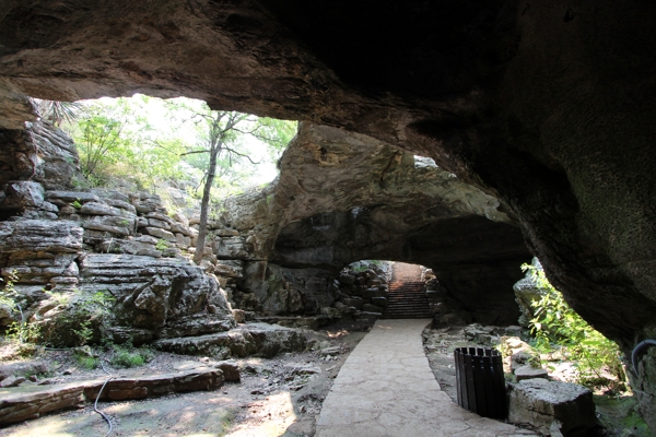 Sam Bass Arch