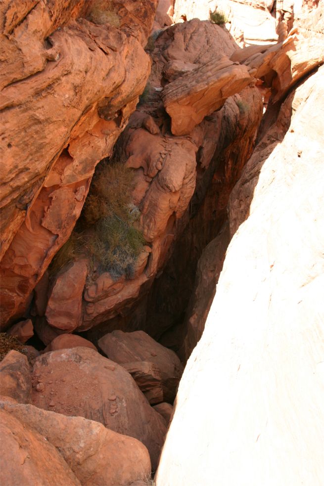 Seven Keyholes Slot Canyon