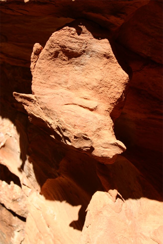 Seven Keyholes Slot Canyon