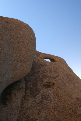 Skull Rock Arch [Joshua Tree NP]