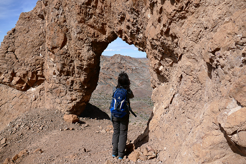 Virlis Fisher Arch Trail [Eldorado Mountains]