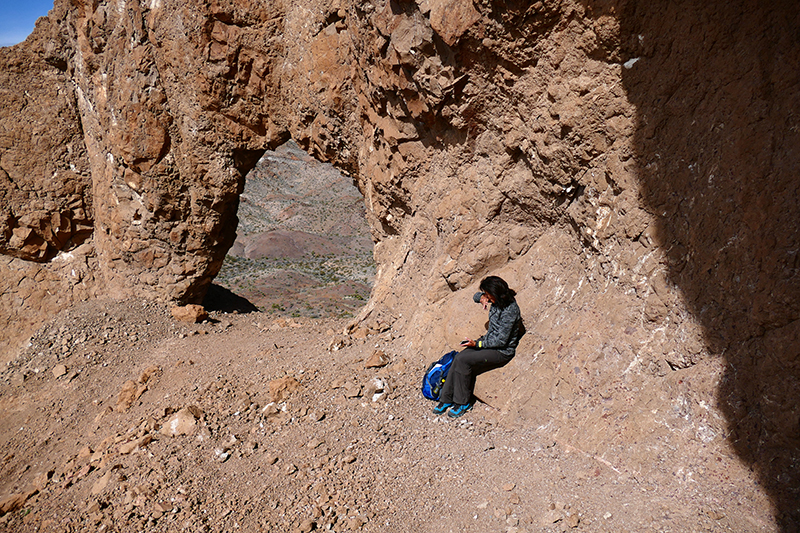 Virlis Fisher Arch Trail [Eldorado Mountains]