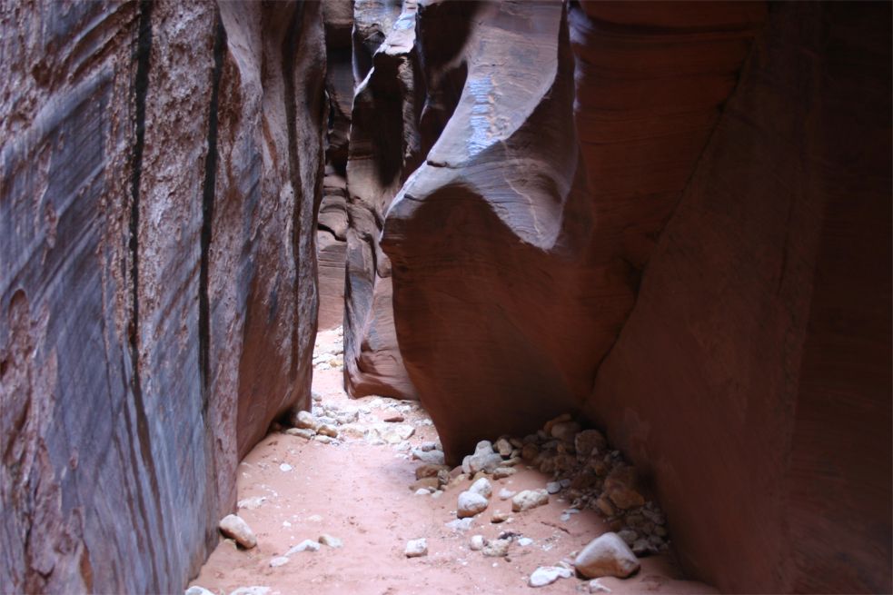 Wirepass Slot Canyon